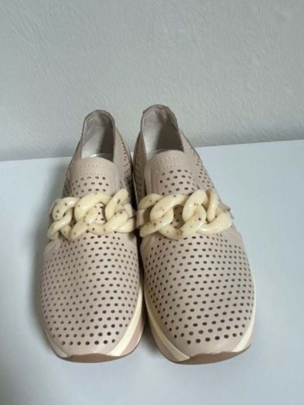 Dolce Vita Jhenee Leather Platform Sneakers Sand Nubuck Chain S 6.5 - Picture 3 of 16
